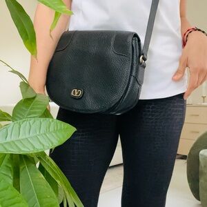 Valentino Garavani pebbled leather shoulder 
Black Leather Crossbody
